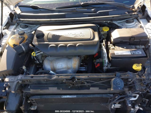 Photo 9 VIN: 1C3CCCAB1FN597858 - CHRYSLER 200 