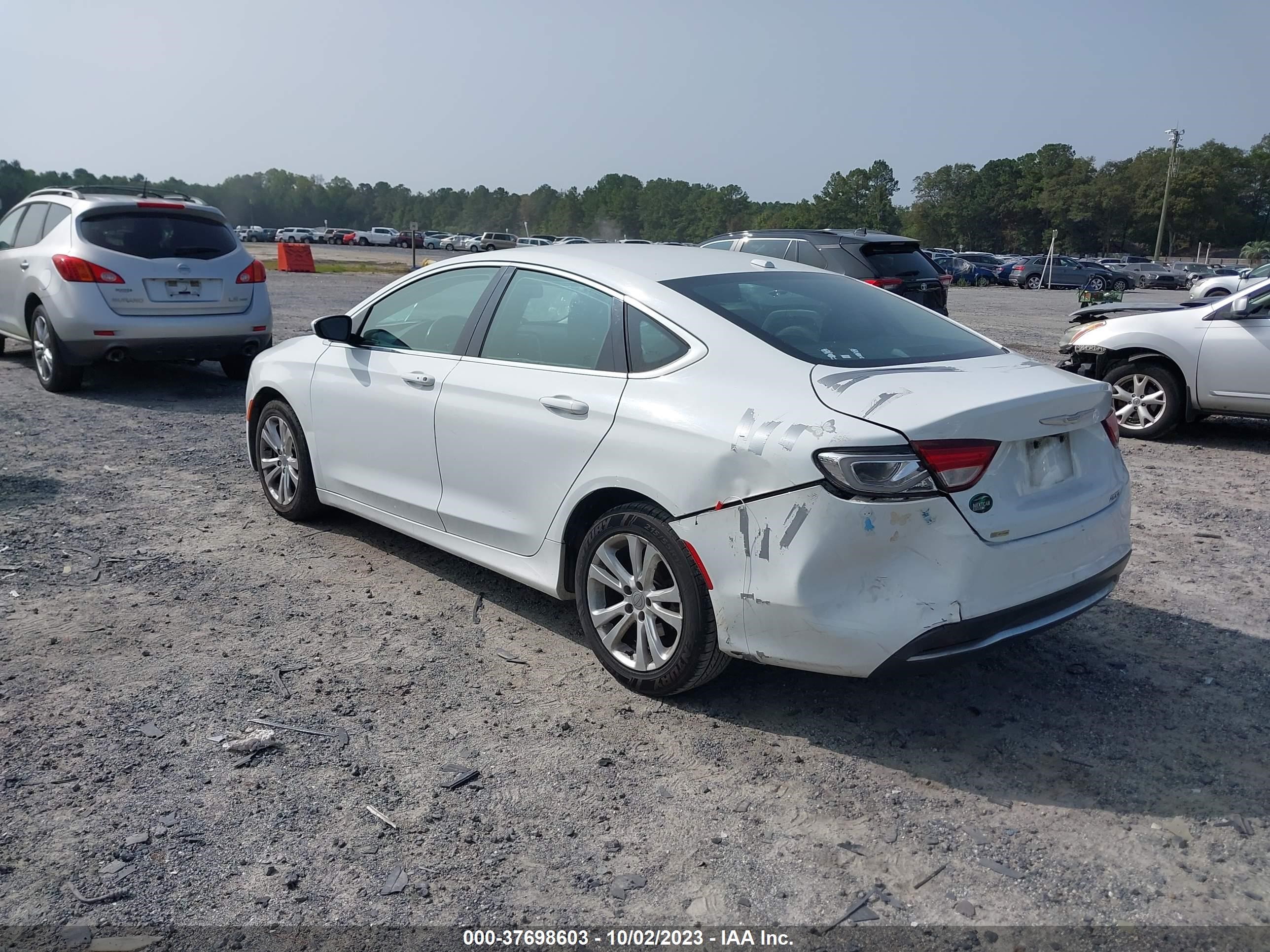 Photo 2 VIN: 1C3CCCAB1FN599111 - CHRYSLER 200 