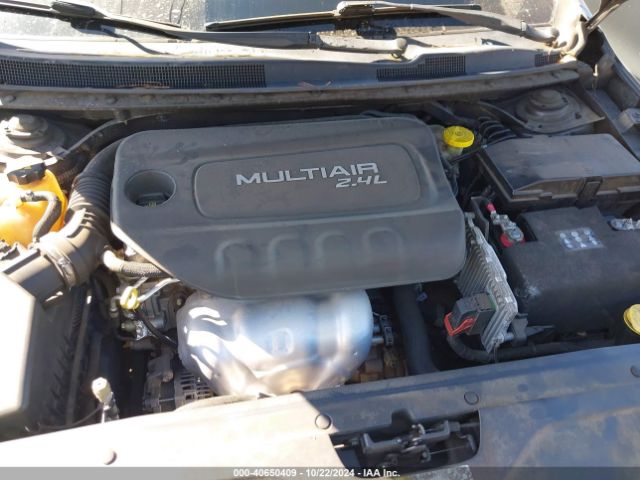 Photo 9 VIN: 1C3CCCAB1FN604212 - CHRYSLER 200 