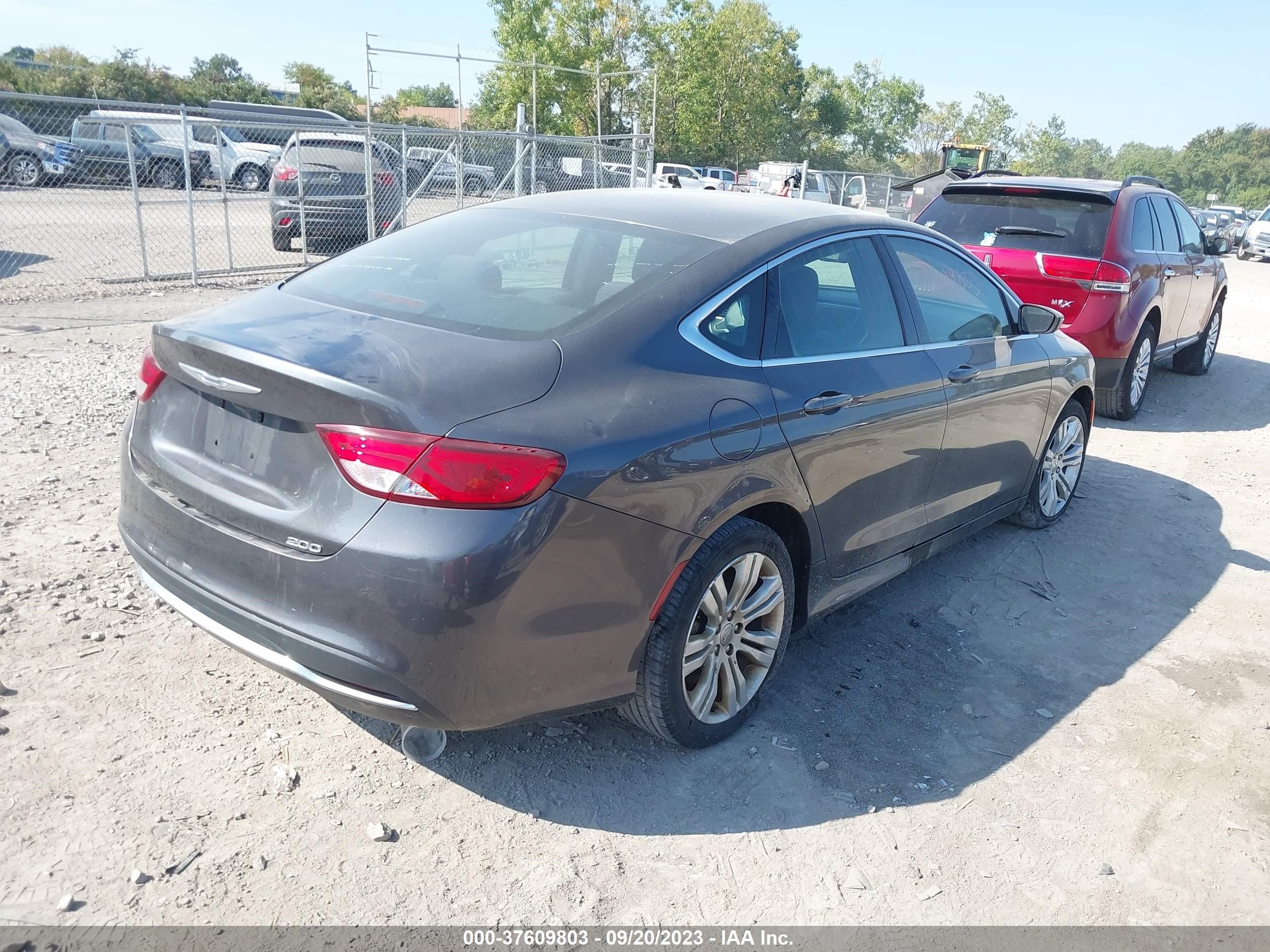 Photo 3 VIN: 1C3CCCAB1FN629918 - CHRYSLER 200 