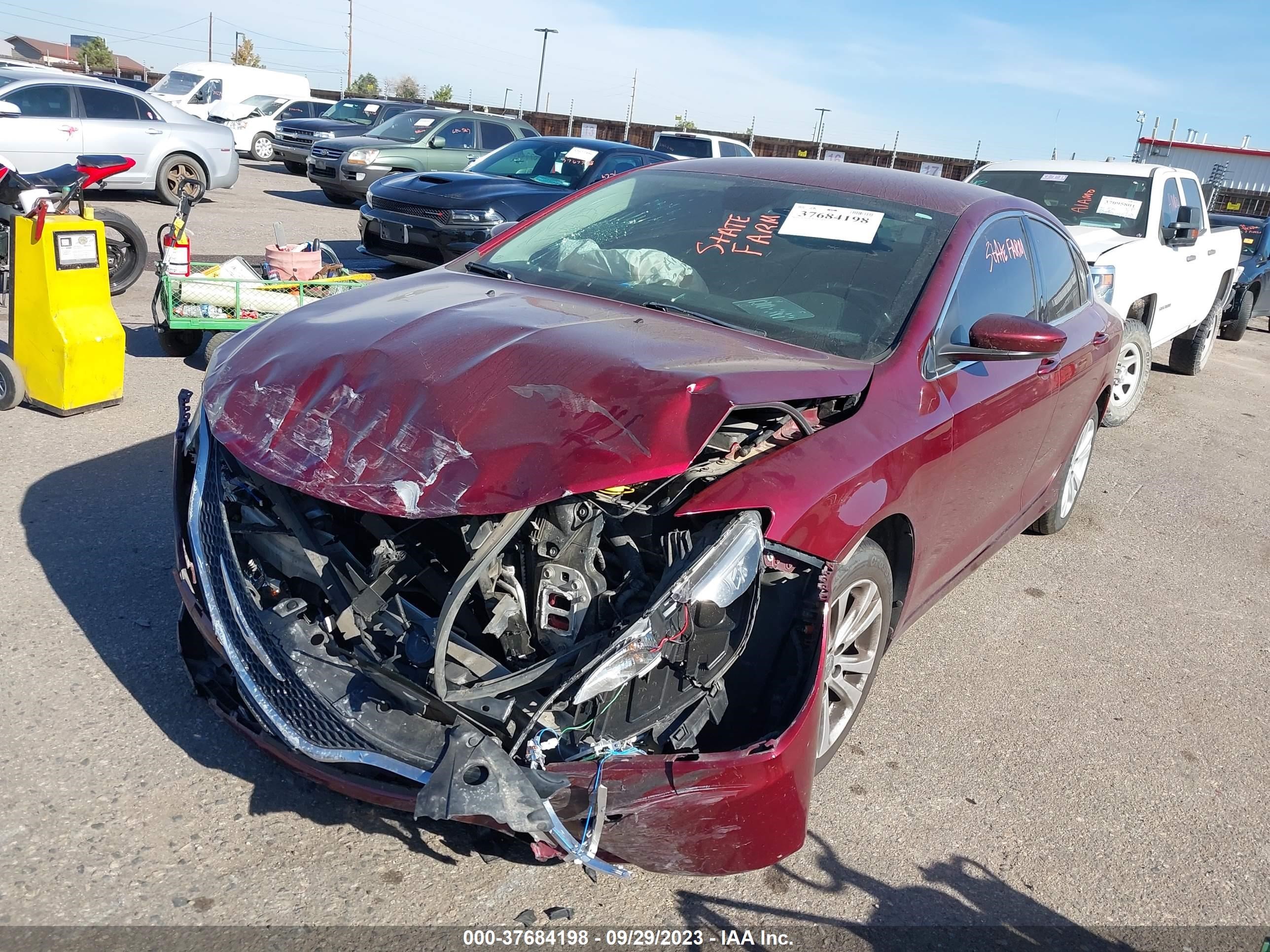 Photo 1 VIN: 1C3CCCAB1FN693828 - CHRYSLER 200 