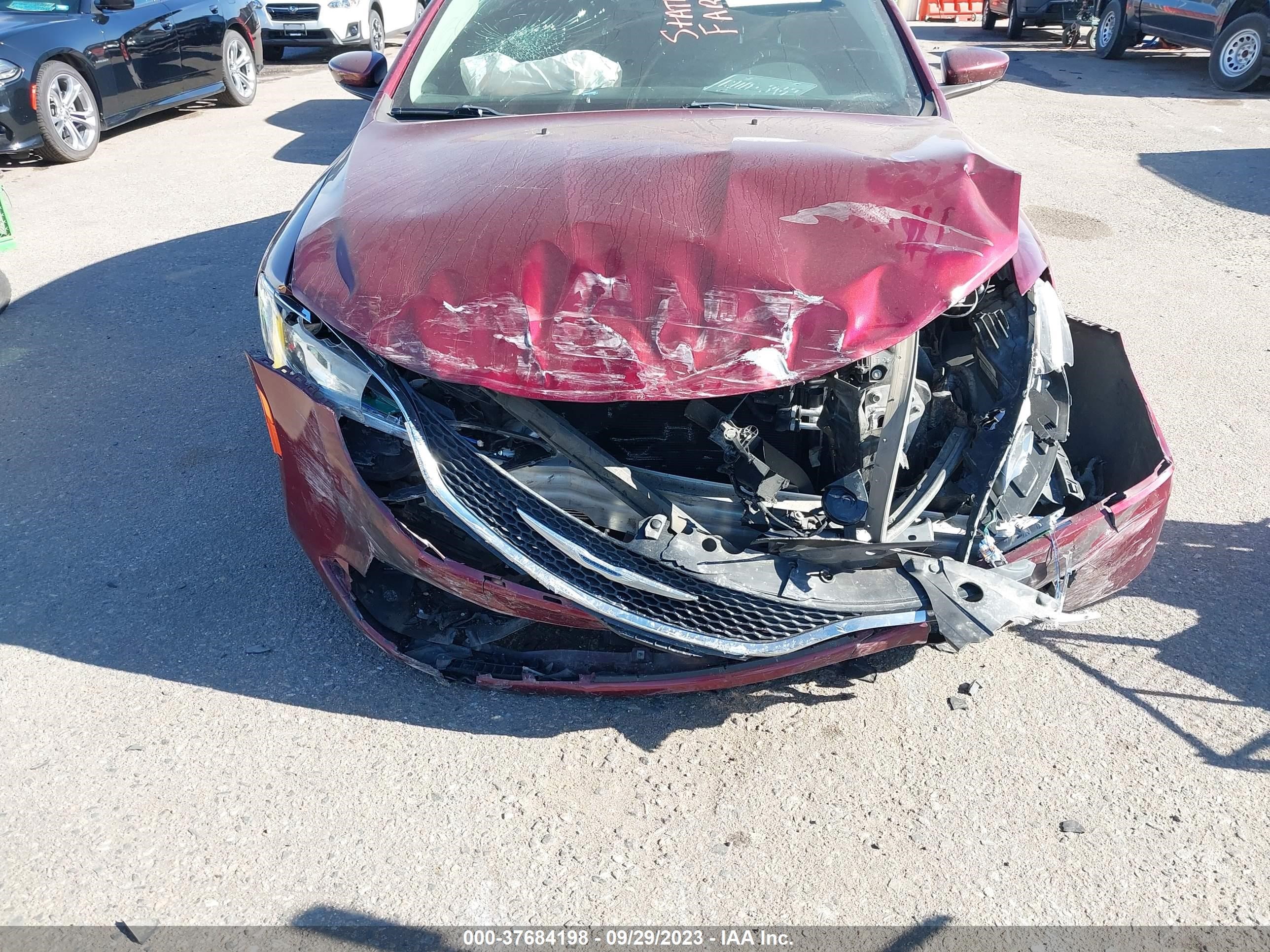 Photo 5 VIN: 1C3CCCAB1FN693828 - CHRYSLER 200 