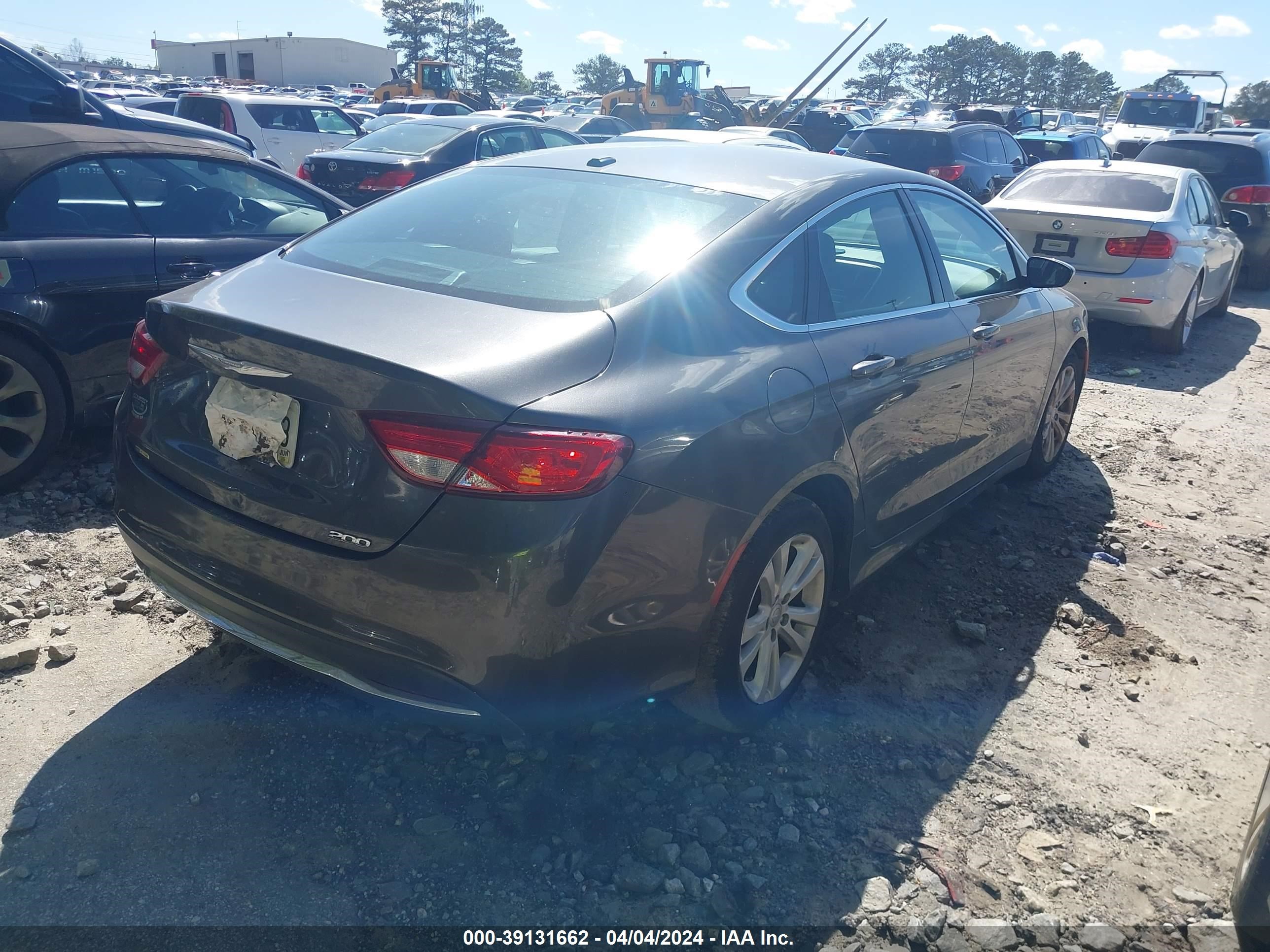 Photo 3 VIN: 1C3CCCAB1FN696230 - CHRYSLER 200 