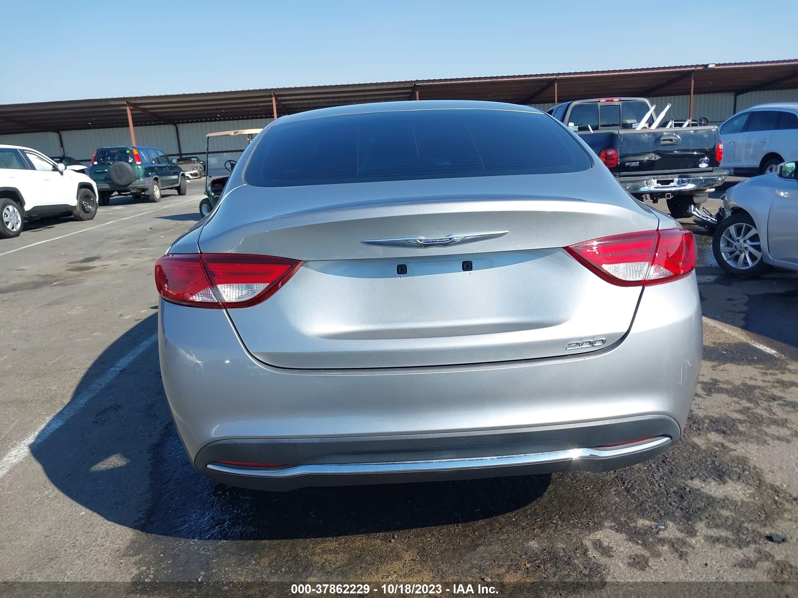 Photo 15 VIN: 1C3CCCAB1FN698964 - CHRYSLER 200 