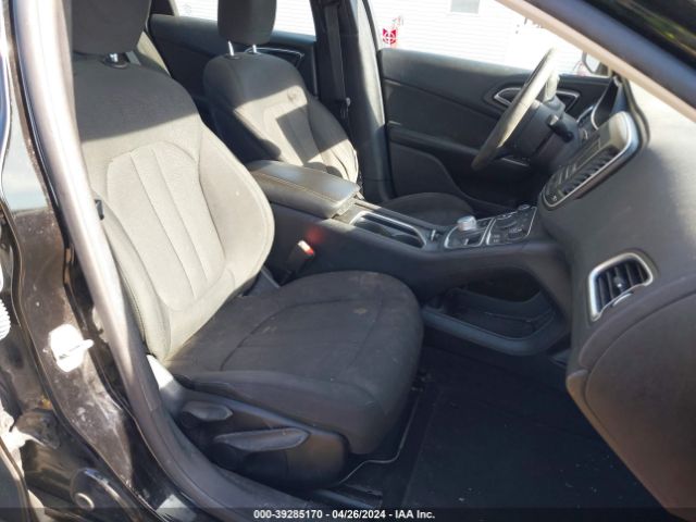 Photo 4 VIN: 1C3CCCAB1FN715486 - CHRYSLER 200 