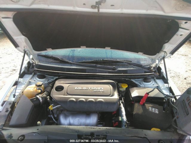 Photo 9 VIN: 1C3CCCAB1FN757964 - CHRYSLER 200 