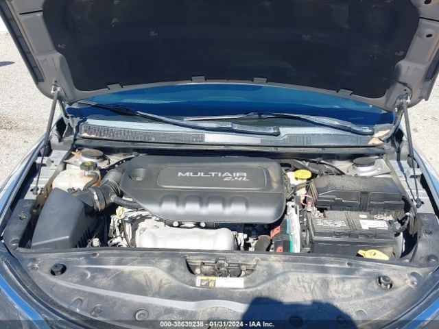 Photo 9 VIN: 1C3CCCAB1GN115245 - CHRYSLER 200 