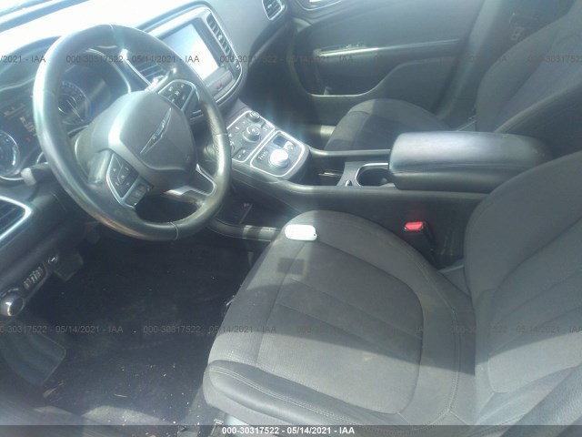 Photo 4 VIN: 1C3CCCAB1GN144146 - CHRYSLER 200 