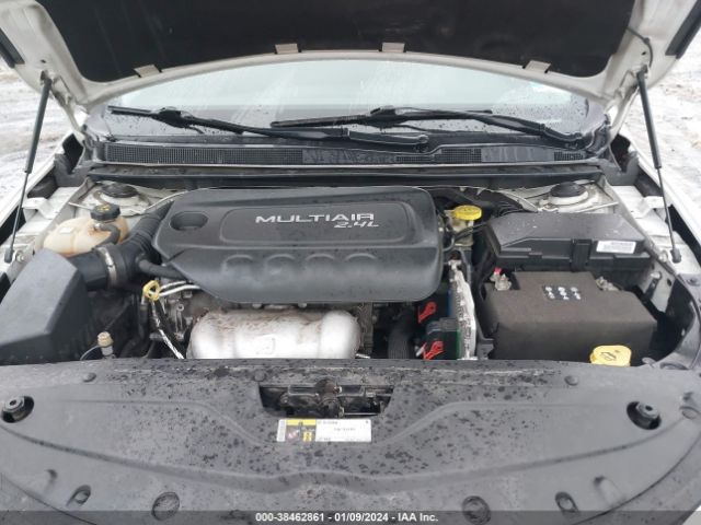 Photo 9 VIN: 1C3CCCAB2FN528046 - CHRYSLER 200 