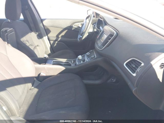 Photo 4 VIN: 1C3CCCAB2FN531545 - CHRYSLER 200 