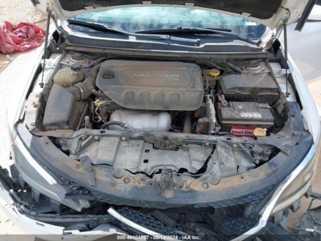 Photo 9 VIN: 1C3CCCAB2FN575951 - CHRYSLER 200 