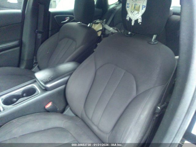 Photo 7 VIN: 1C3CCCAB2FN611914 - CHRYSLER 200 