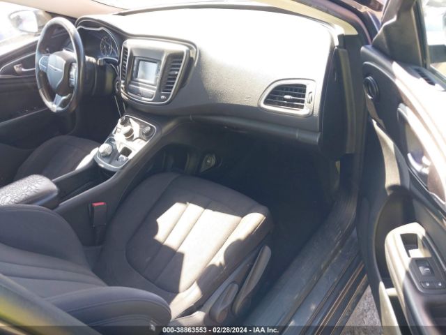 Photo 4 VIN: 1C3CCCAB2FN617311 - CHRYSLER 200 