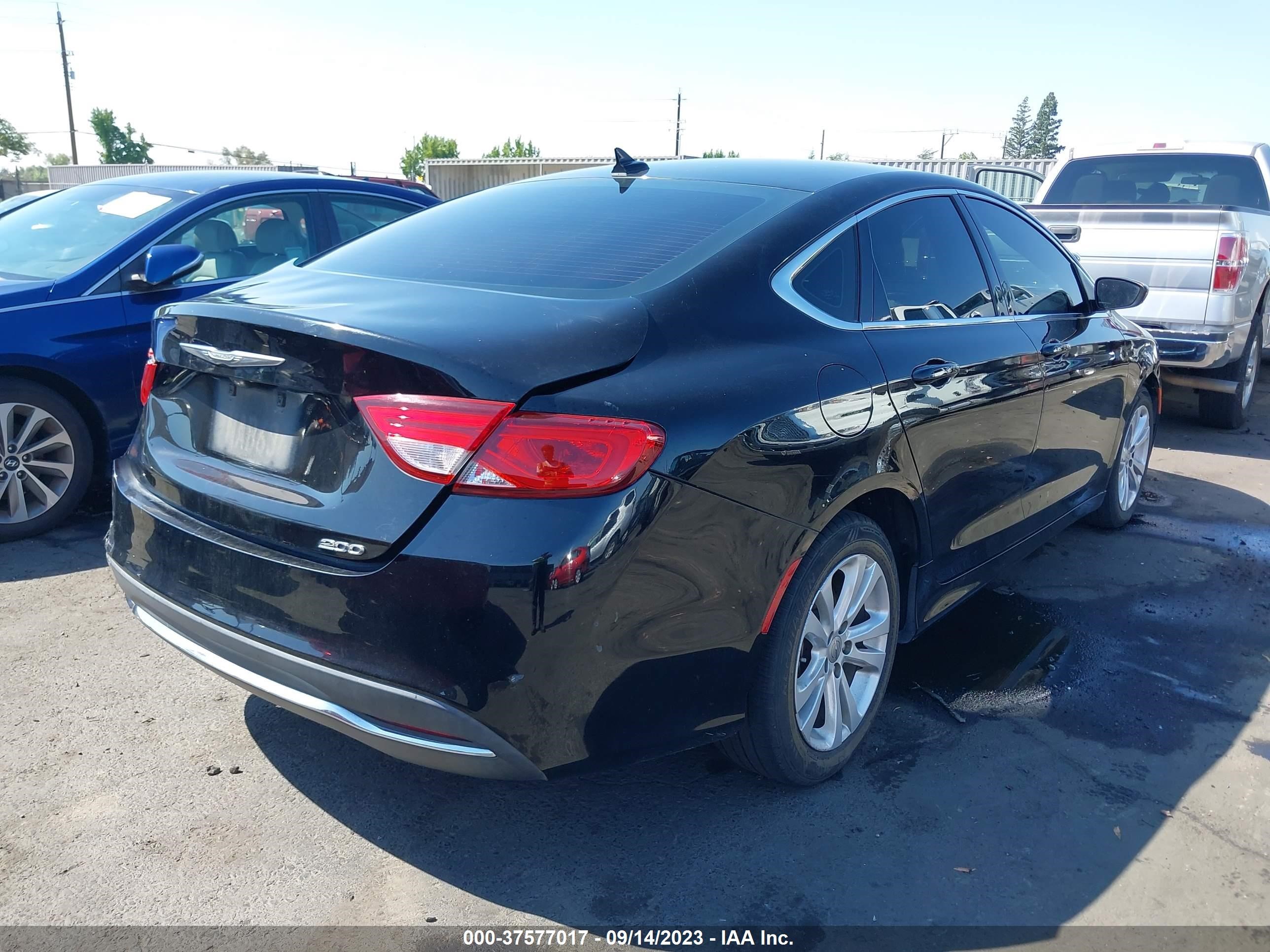 Photo 3 VIN: 1C3CCCAB2FN627384 - CHRYSLER 200 