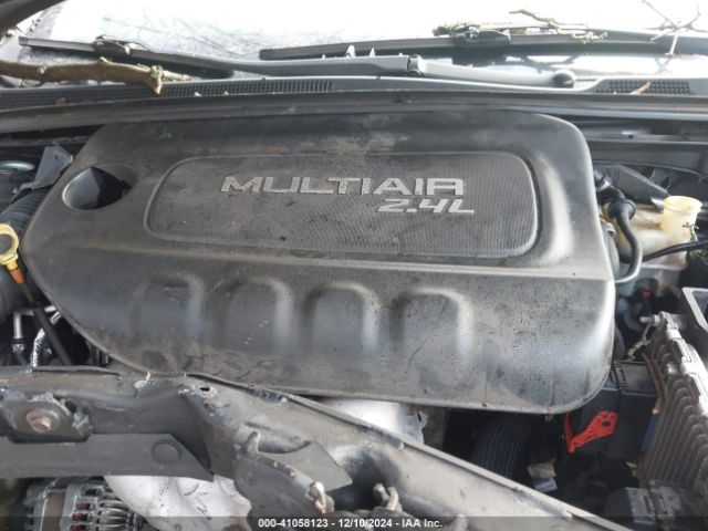 Photo 9 VIN: 1C3CCCAB2FN660997 - CHRYSLER 200 