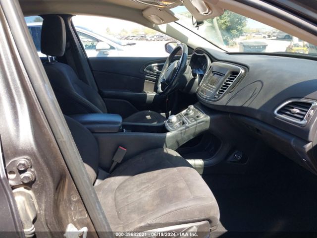 Photo 4 VIN: 1C3CCCAB2FN668372 - CHRYSLER 200 