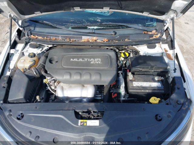 Photo 9 VIN: 1C3CCCAB2FN722608 - CHRYSLER 200 