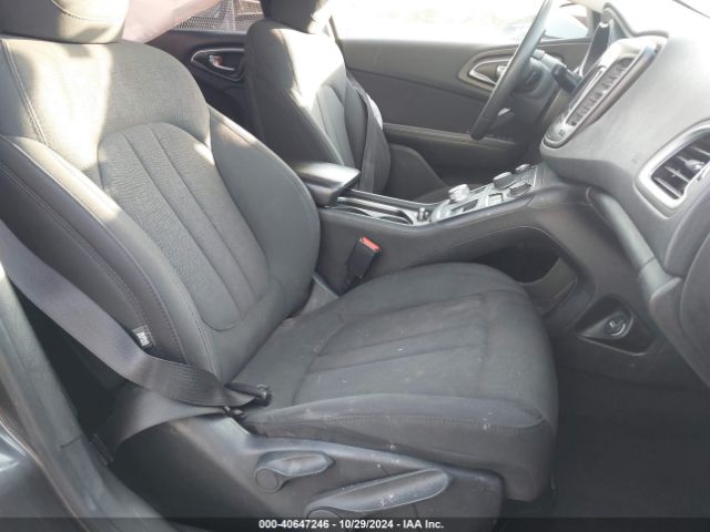 Photo 4 VIN: 1C3CCCAB2GN101323 - CHRYSLER 200 