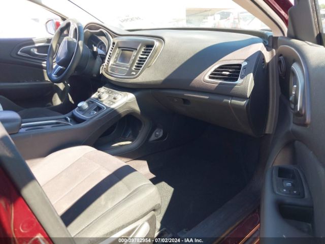 Photo 4 VIN: 1C3CCCAB2GN120437 - CHRYSLER 200 