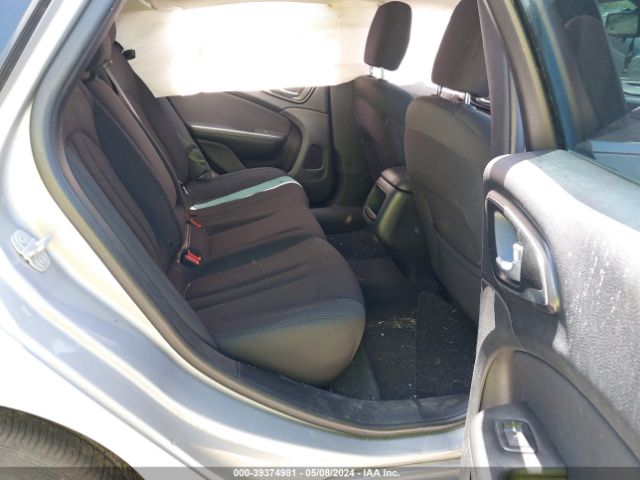 Photo 7 VIN: 1C3CCCAB2GN171100 - CHRYSLER 200 