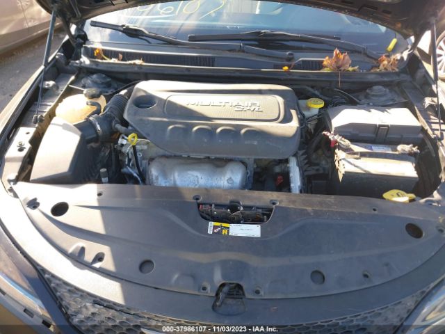 Photo 9 VIN: 1C3CCCAB3FN538021 - CHRYSLER 200 