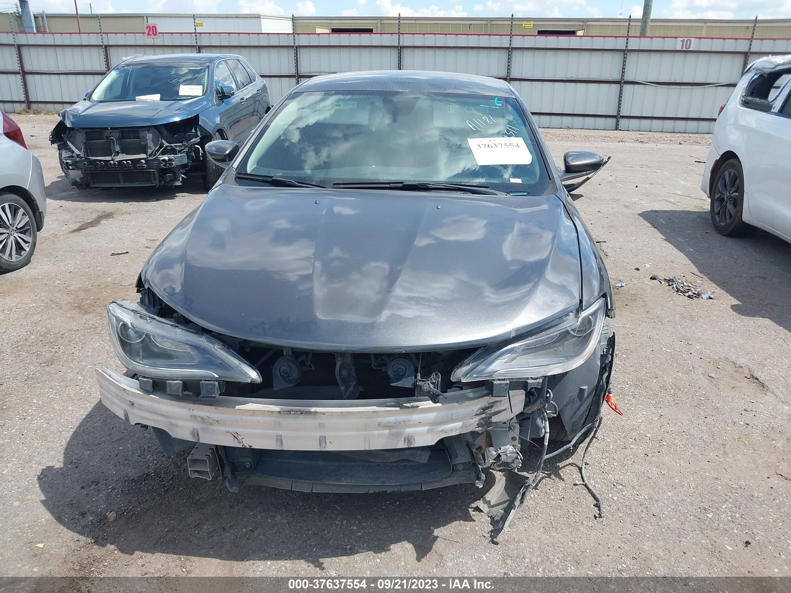 Photo 5 VIN: 1C3CCCAB3FN539198 - CHRYSLER 200 