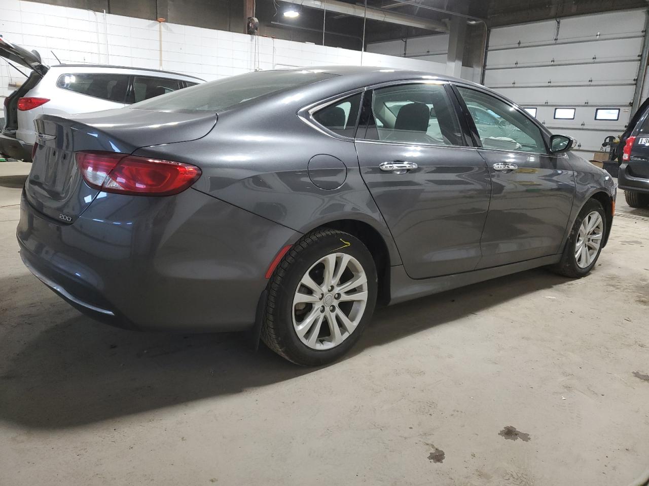 Photo 2 VIN: 1C3CCCAB3FN570001 - CHRYSLER 200 