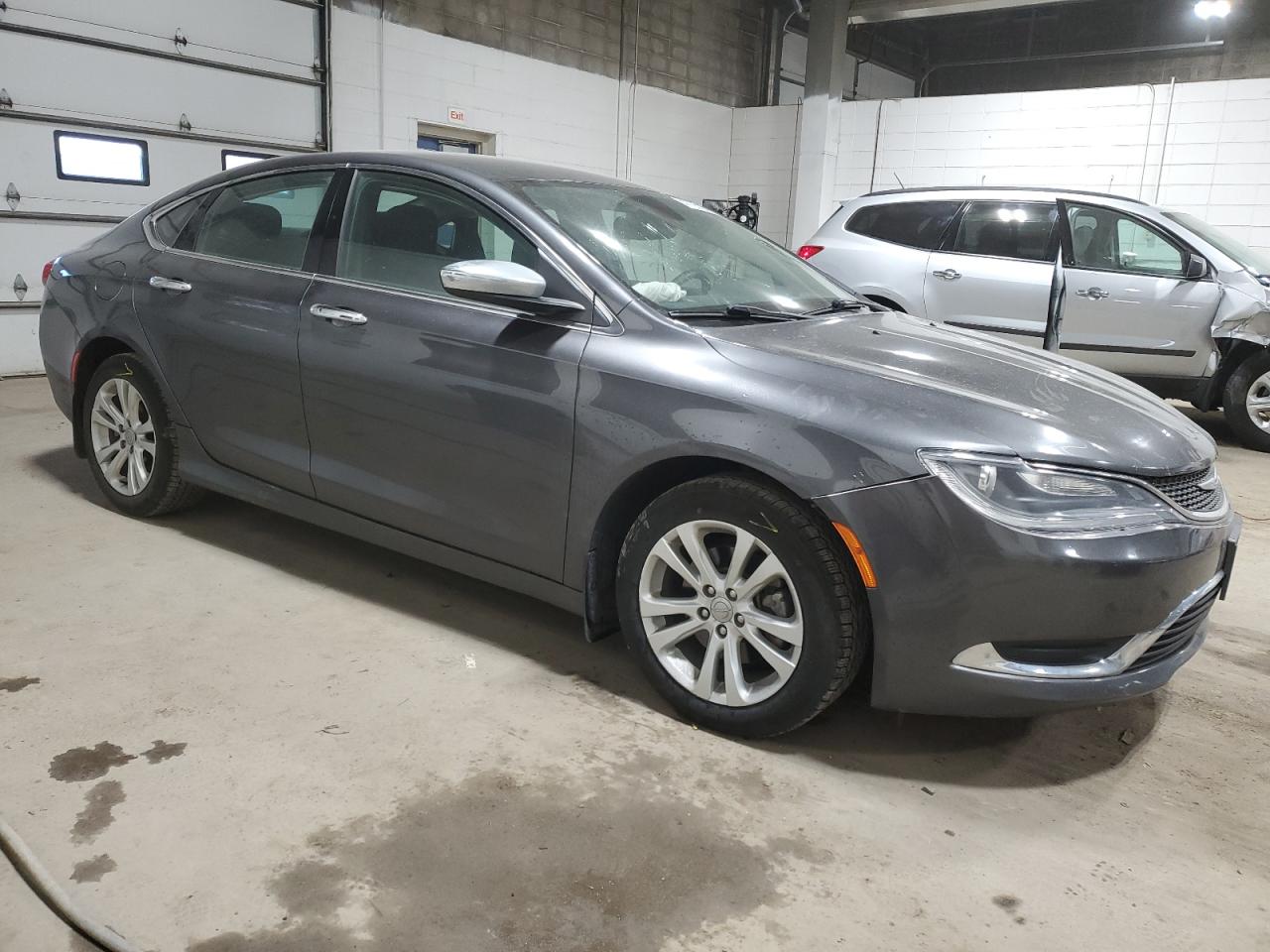 Photo 3 VIN: 1C3CCCAB3FN570001 - CHRYSLER 200 