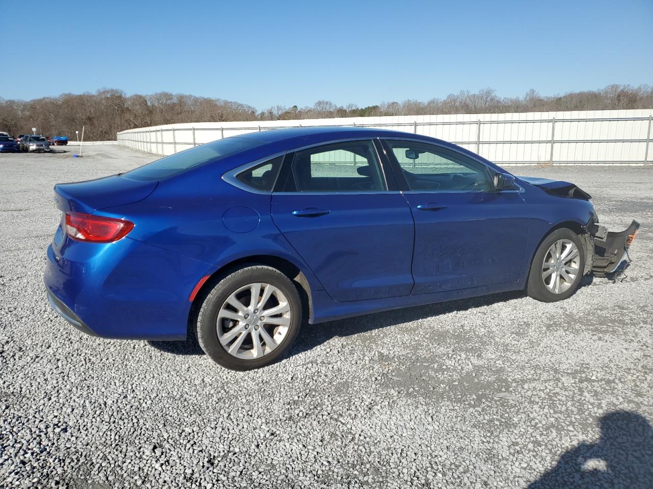 Photo 2 VIN: 1C3CCCAB3FN657588 - CHRYSLER 200 