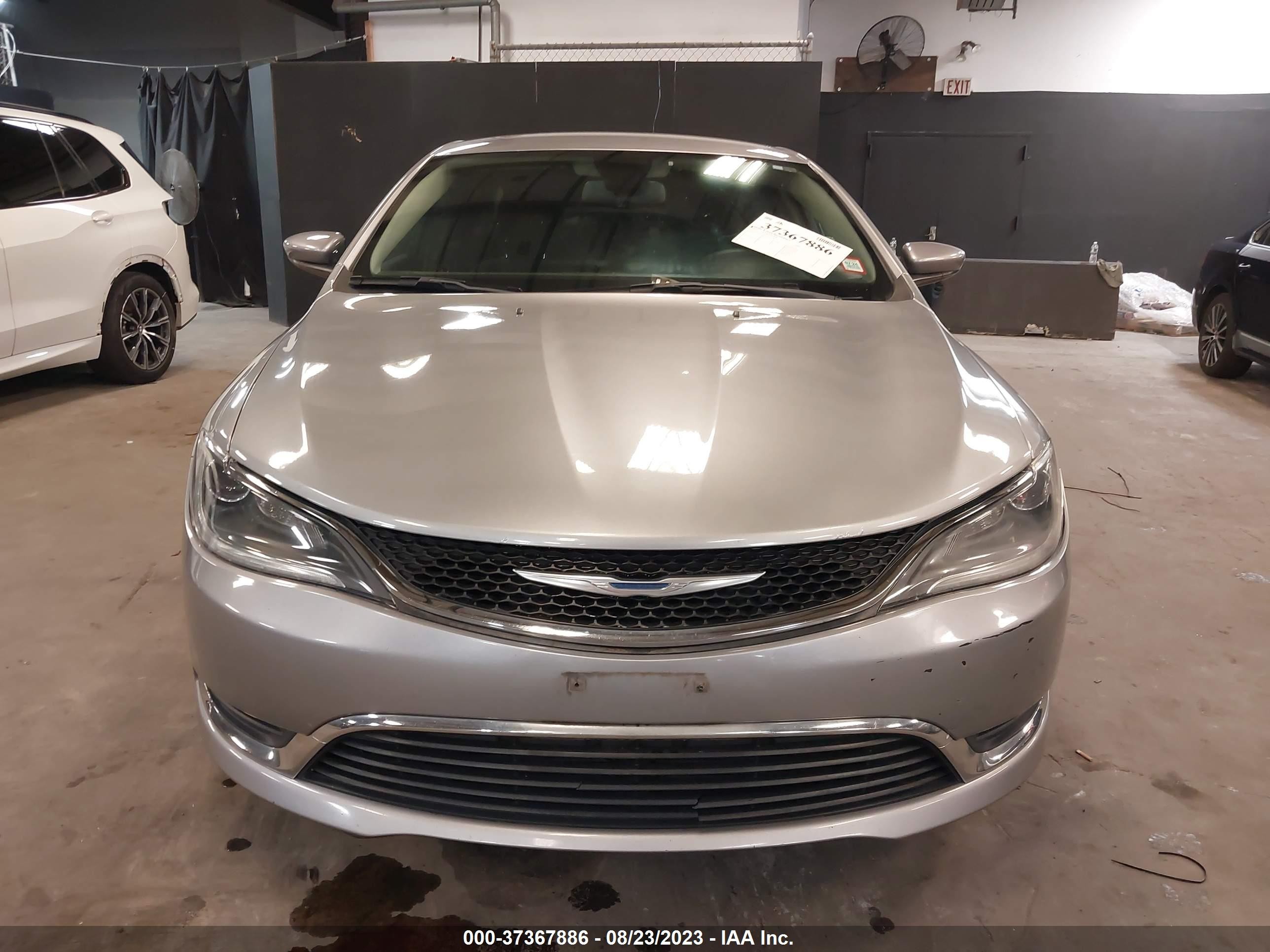 Photo 11 VIN: 1C3CCCAB3FN702948 - CHRYSLER 200 