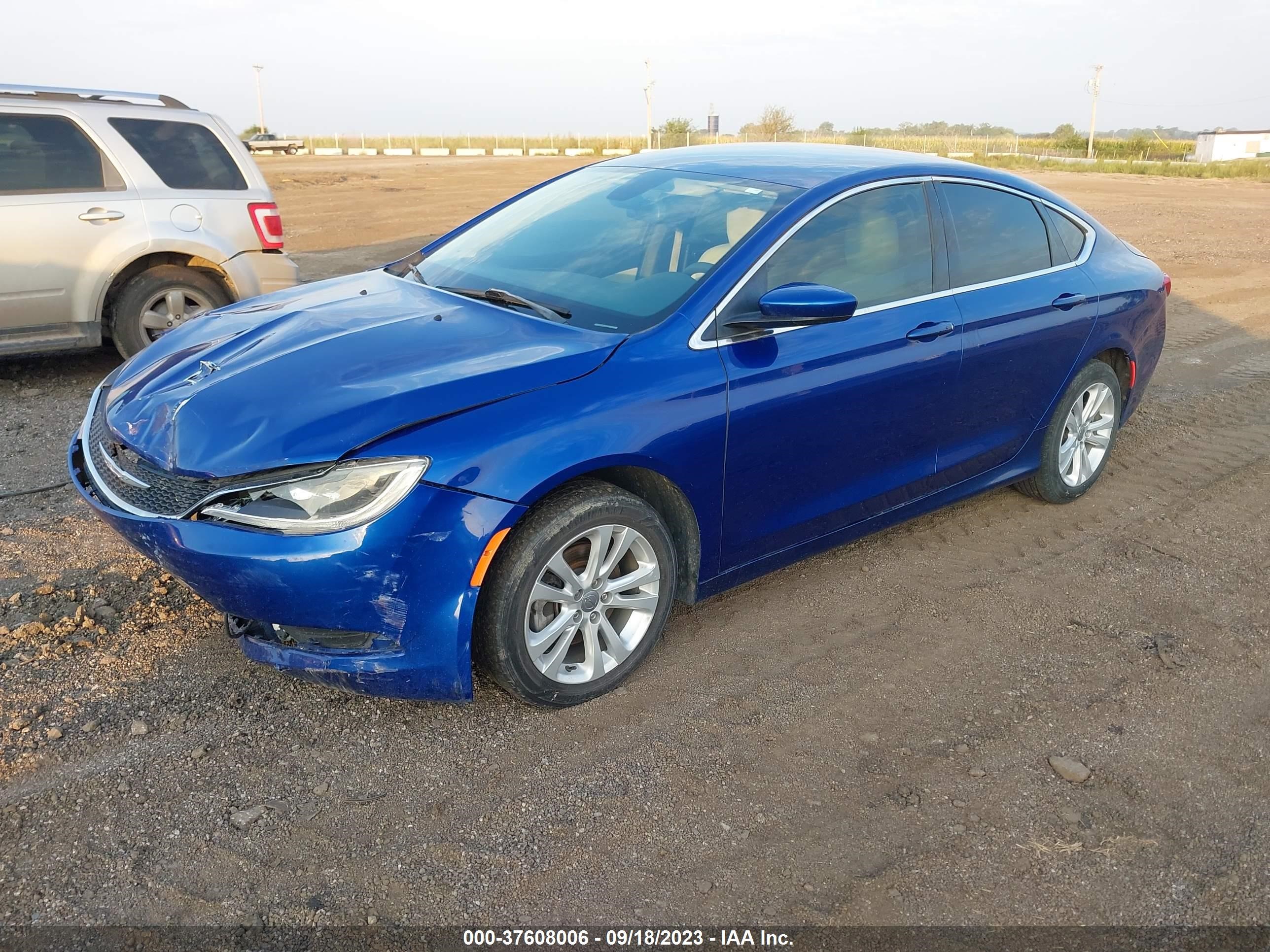 Photo 2 VIN: 1C3CCCAB3GN121032 - CHRYSLER 200 