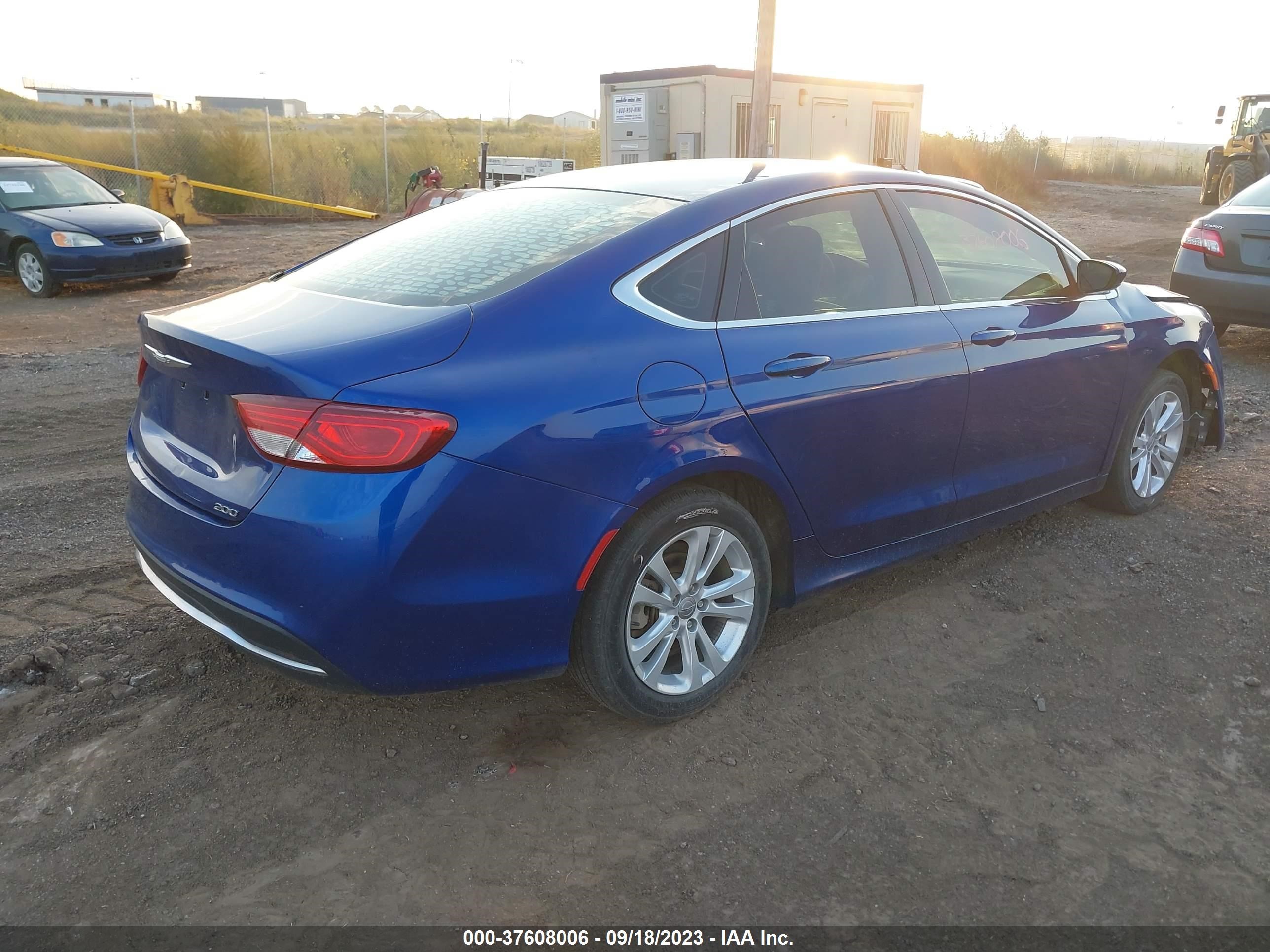 Photo 4 VIN: 1C3CCCAB3GN121032 - CHRYSLER 200 