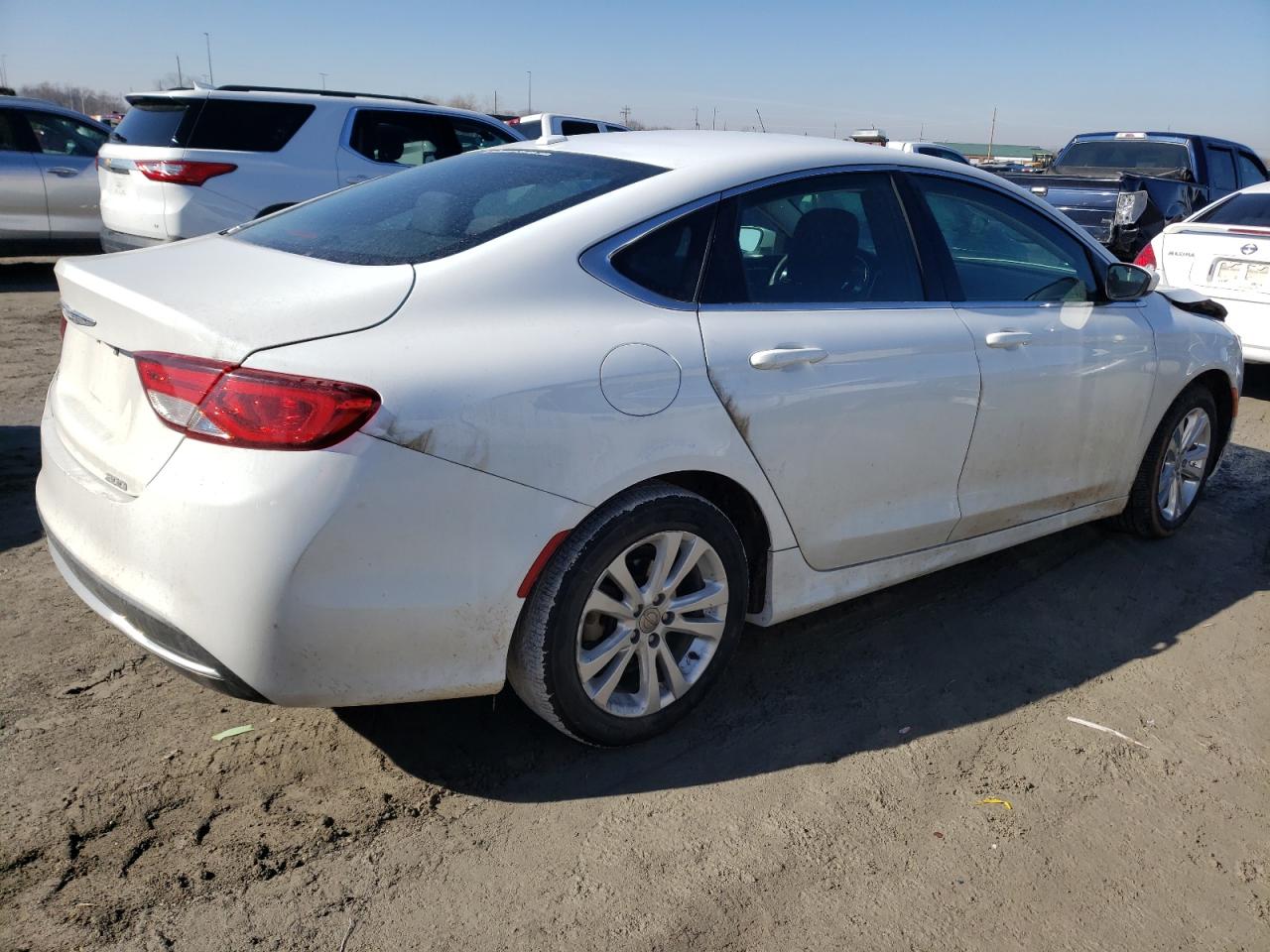 Photo 2 VIN: 1C3CCCAB3GN132063 - CHRYSLER 200 