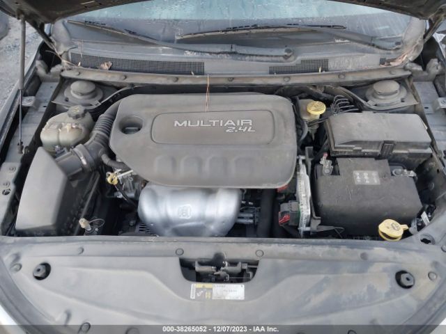 Photo 9 VIN: 1C3CCCAB3GN168836 - CHRYSLER 200 