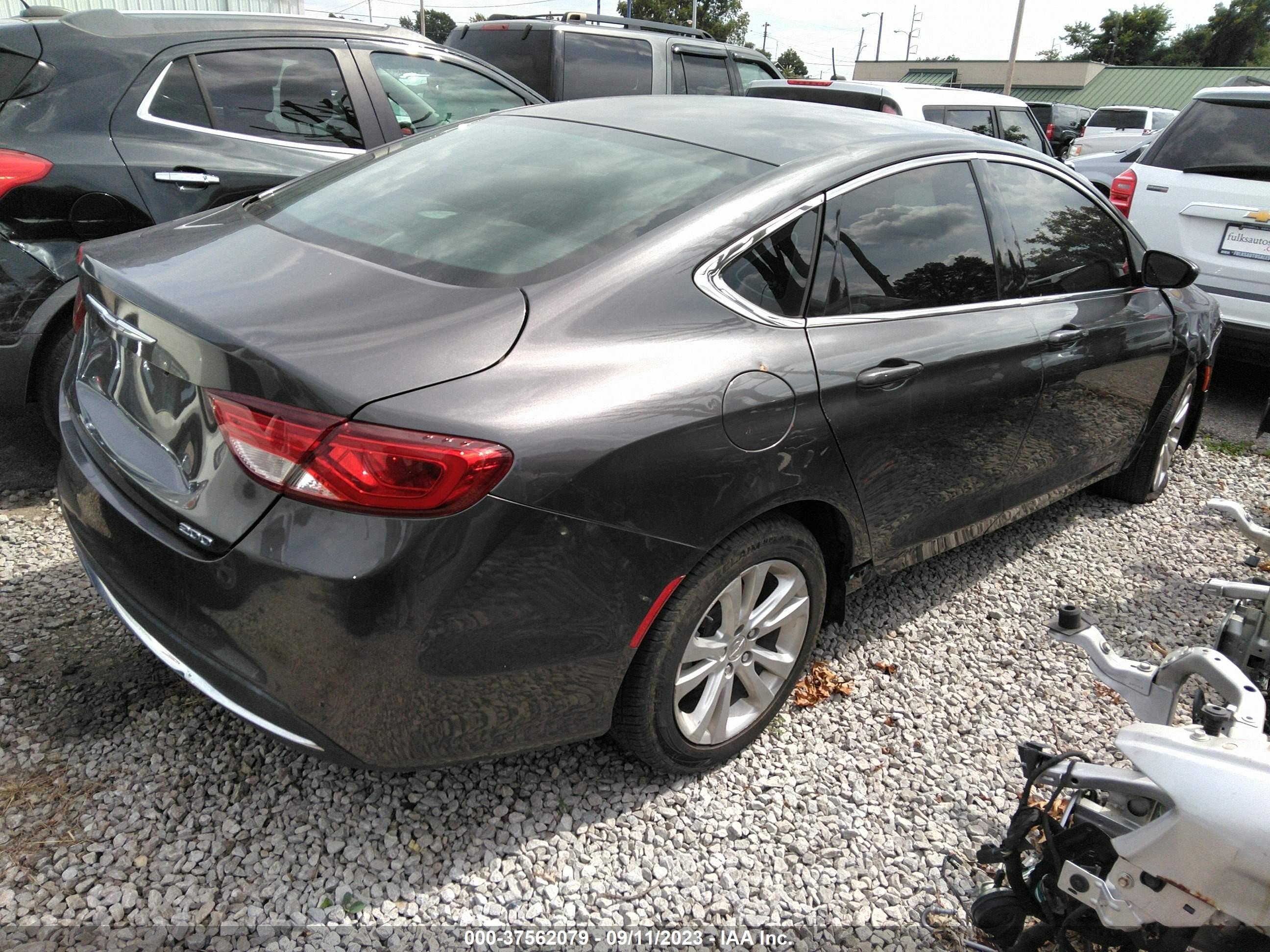 Photo 3 VIN: 1C3CCCAB4FN631243 - CHRYSLER 200 