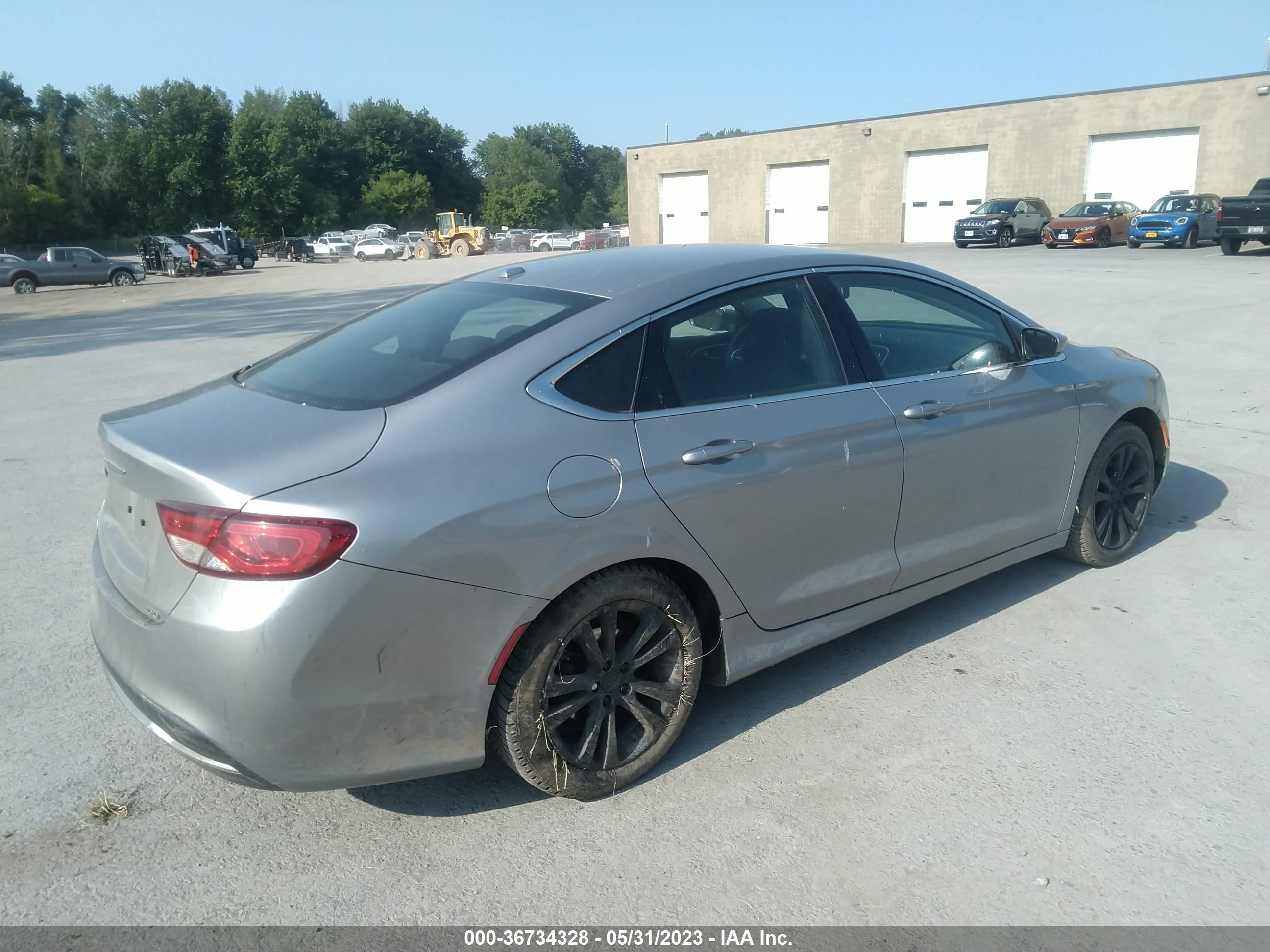 Photo 3 VIN: 1C3CCCAB4FN638242 - CHRYSLER 200 