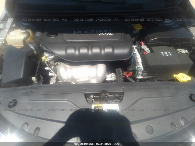 Photo 9 VIN: 1C3CCCAB4FN741094 - CHRYSLER 200 