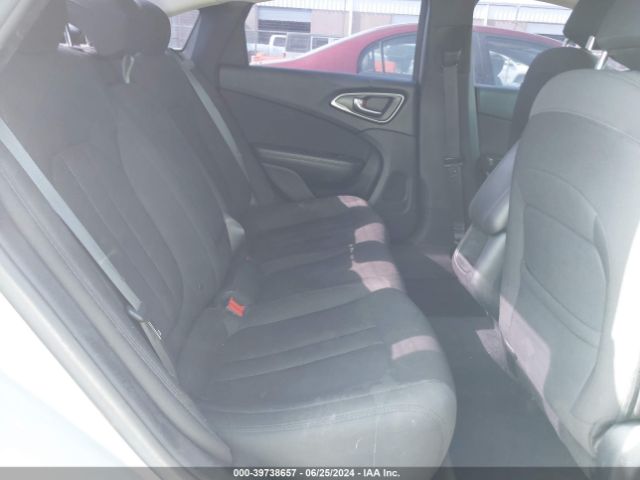 Photo 7 VIN: 1C3CCCAB4GN131617 - CHRYSLER 200 