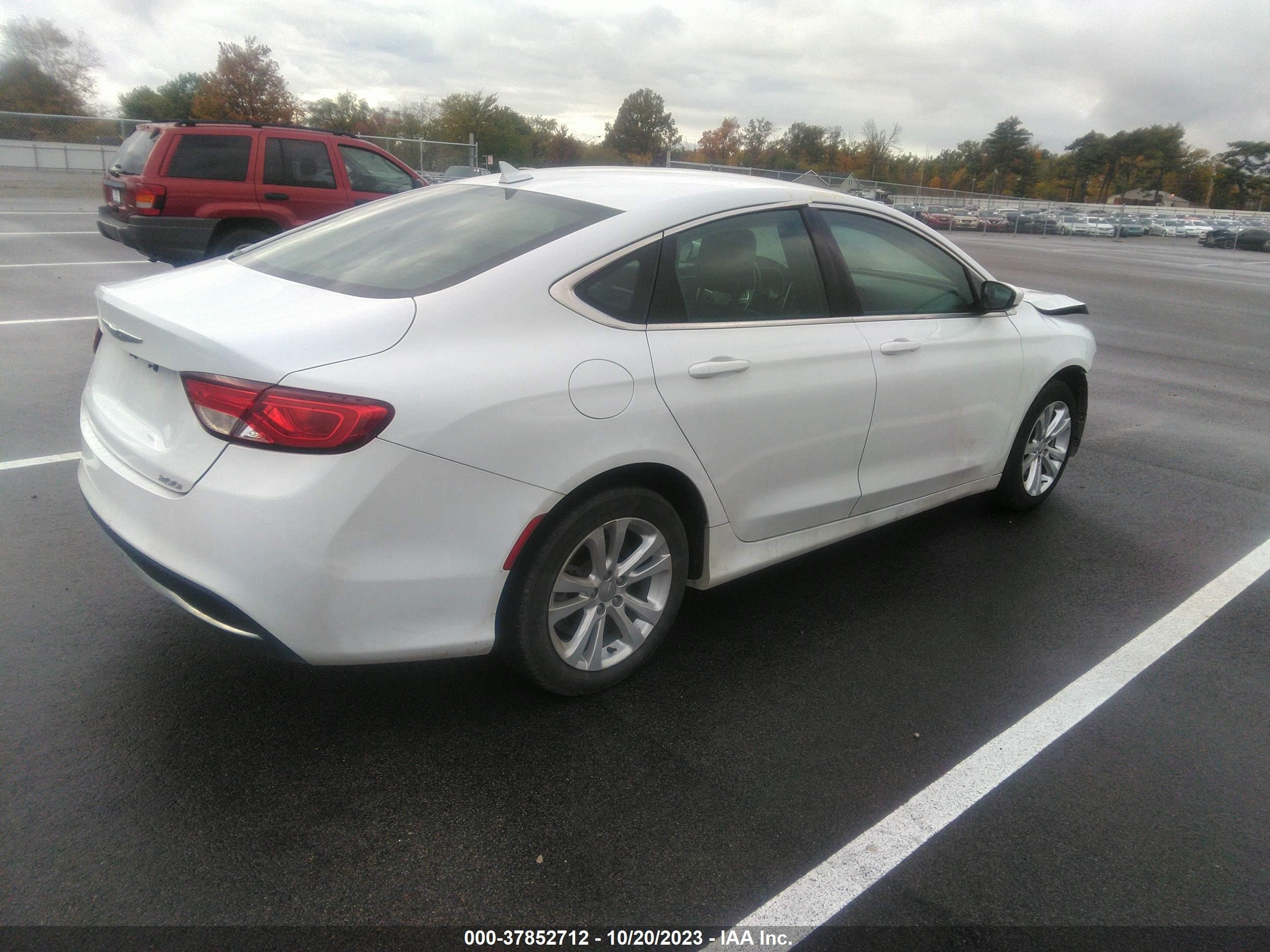 Photo 4 VIN: 1C3CCCAB4GN178162 - CHRYSLER 200 