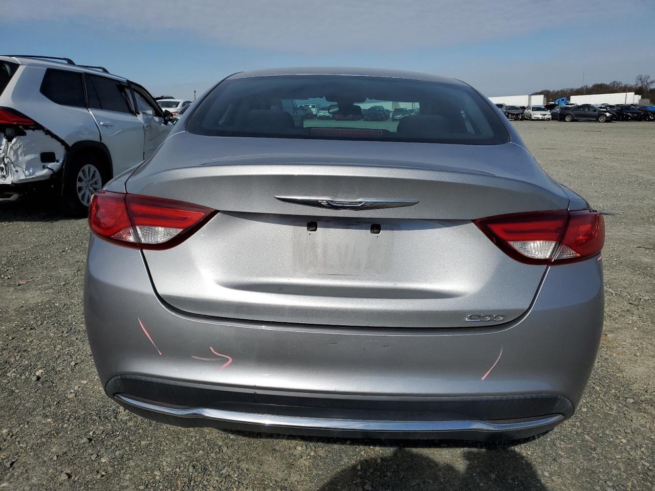 Photo 5 VIN: 1C3CCCAB5FN571070 - CHRYSLER 200 