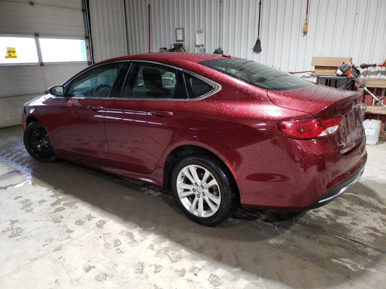 Photo 1 VIN: 1C3CCCAB5FN617013 - CHRYSLER 200 