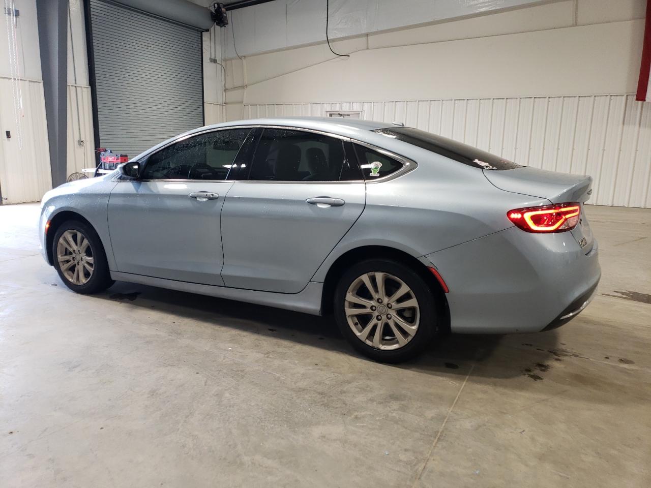 Photo 1 VIN: 1C3CCCAB5FN648312 - CHRYSLER 200 