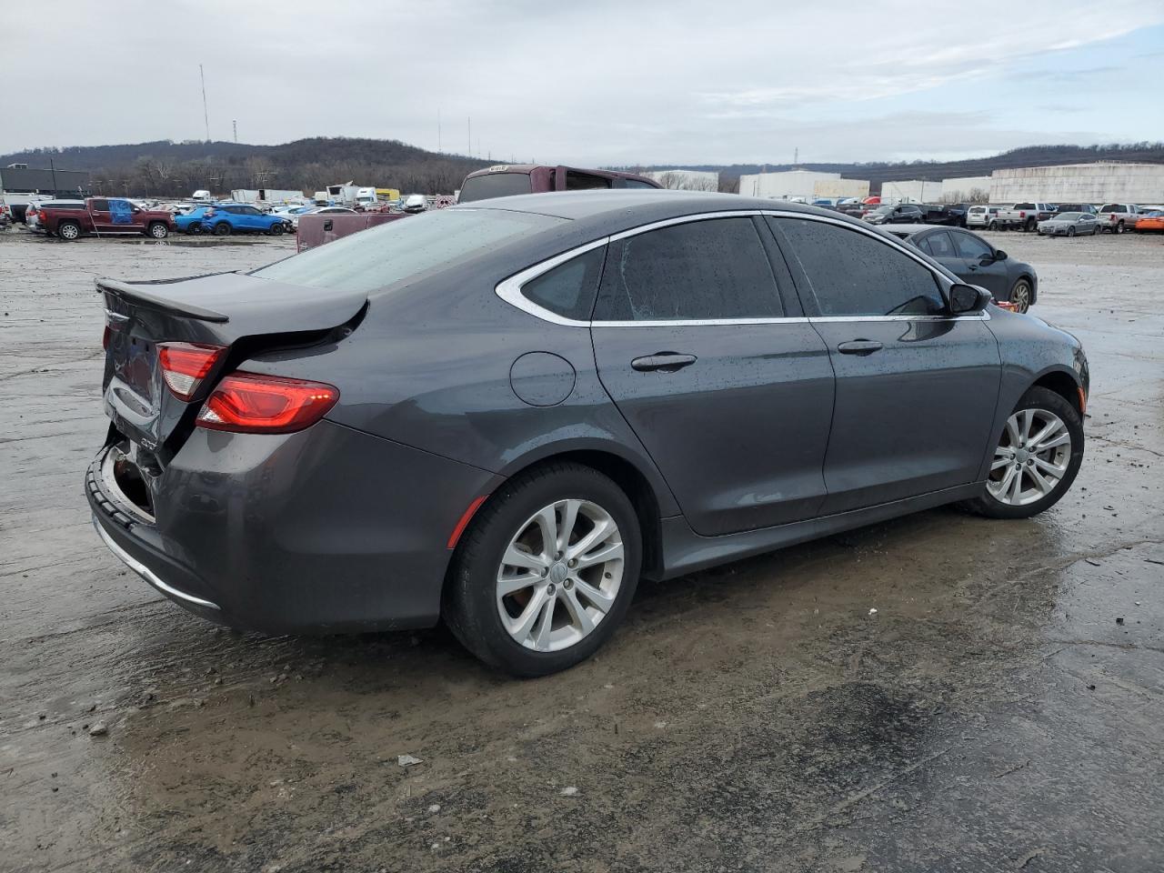 Photo 2 VIN: 1C3CCCAB5FN712333 - CHRYSLER 200 