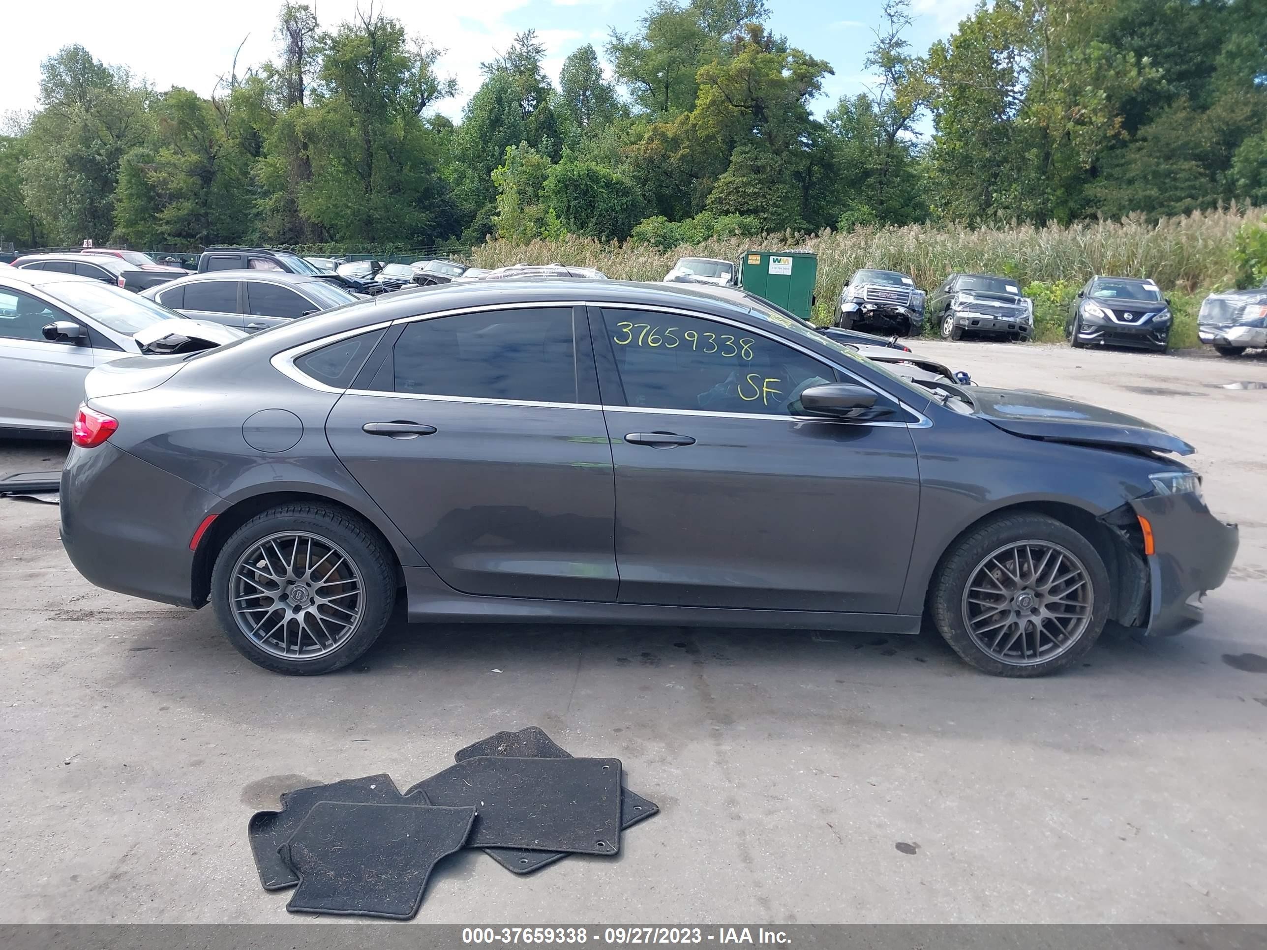 Photo 12 VIN: 1C3CCCAB5GN101266 - CHRYSLER 200 