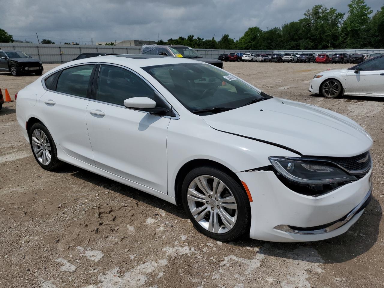 Photo 3 VIN: 1C3CCCAB5GN118875 - CHRYSLER 200 