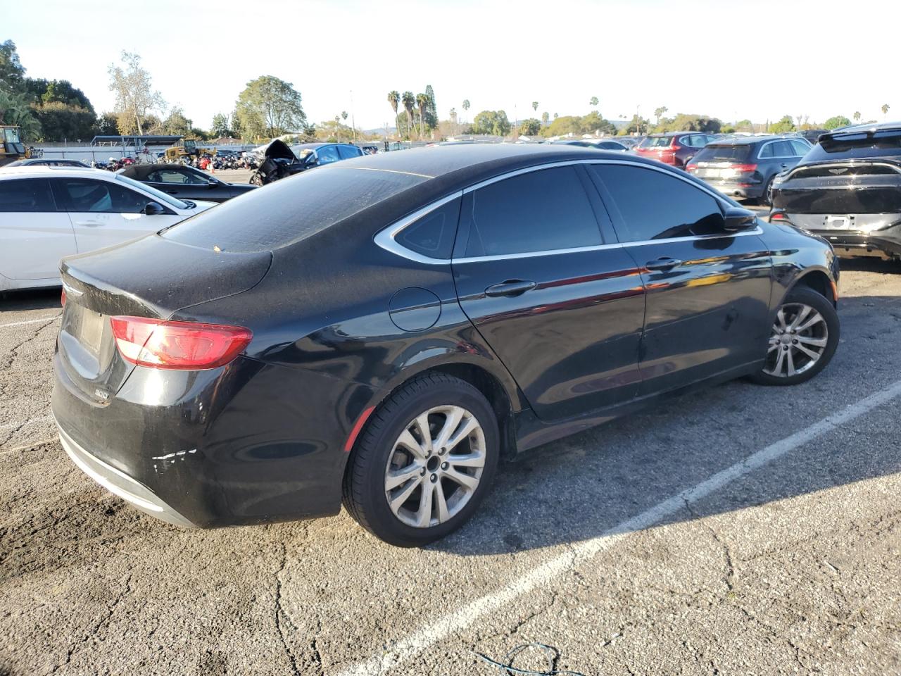 Photo 2 VIN: 1C3CCCAB5GN120142 - CHRYSLER 200 