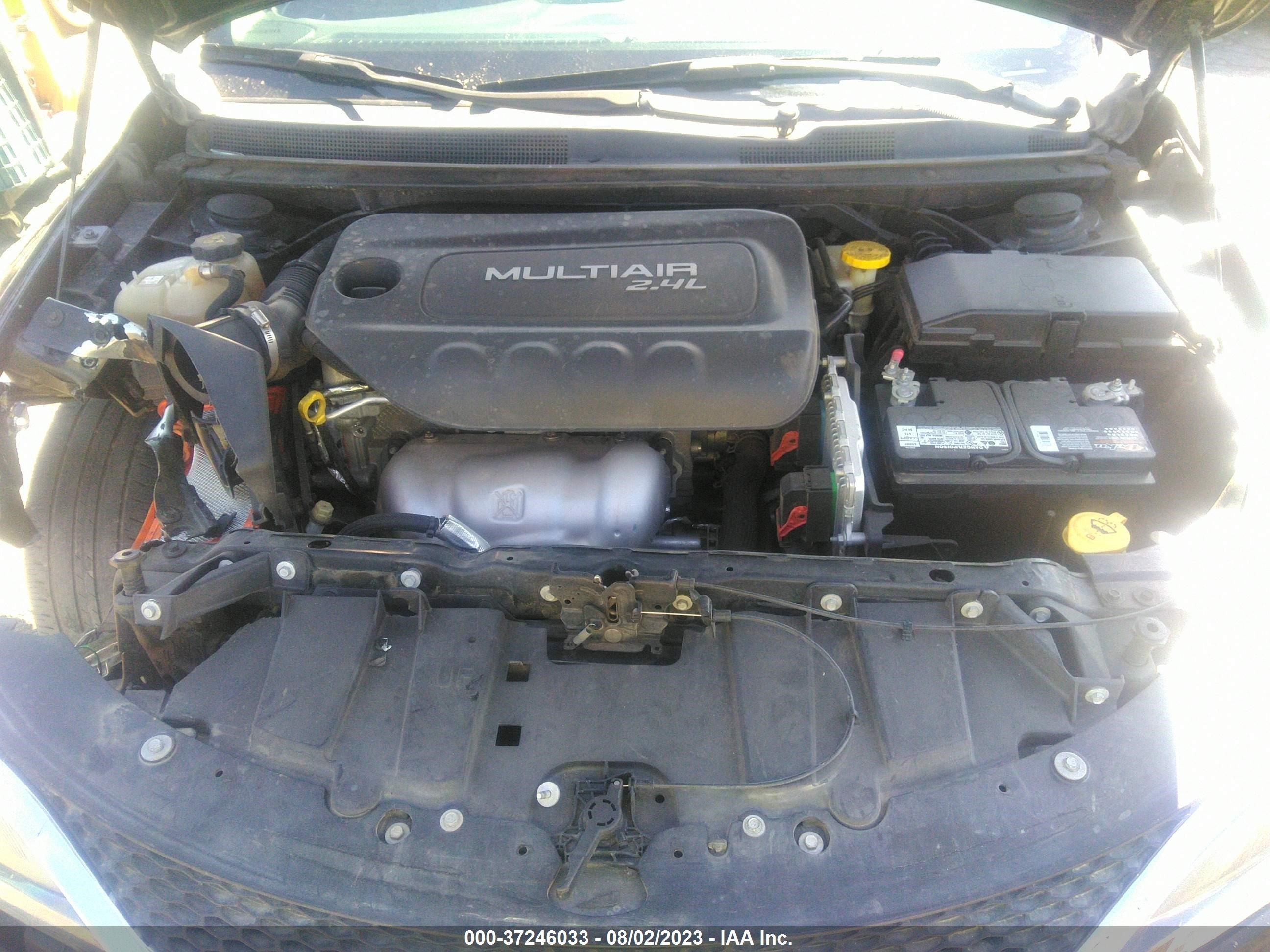 Photo 9 VIN: 1C3CCCAB5GN162116 - CHRYSLER 200 