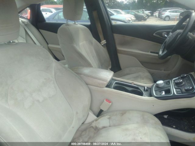 Photo 4 VIN: 1C3CCCAB6FN600219 - CHRYSLER 200 