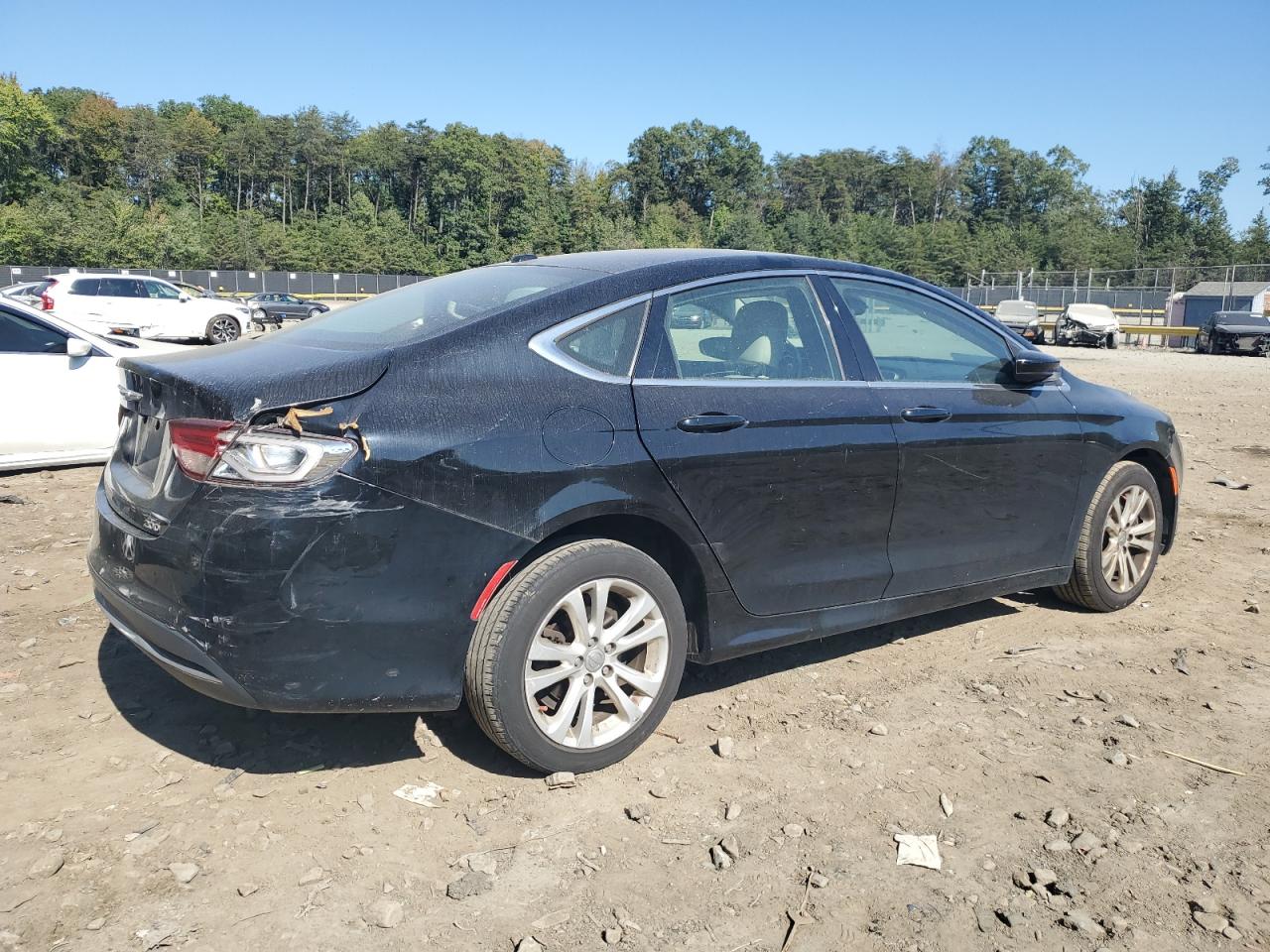 Photo 2 VIN: 1C3CCCAB6FN604299 - CHRYSLER 200 