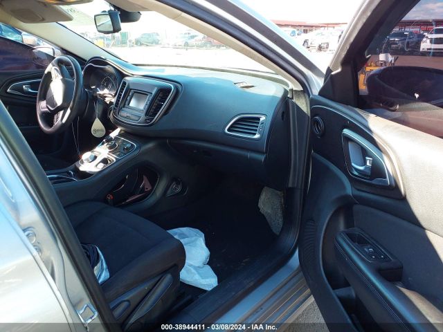 Photo 4 VIN: 1C3CCCAB6FN625279 - CHRYSLER 200 